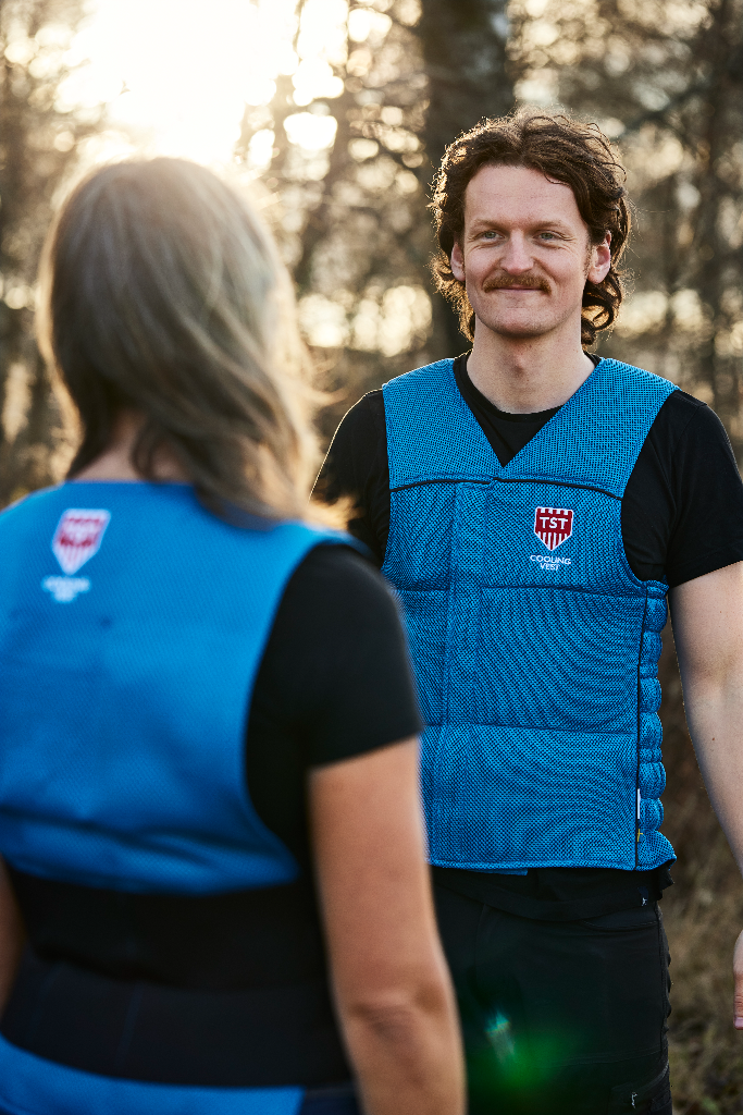 Mobile water tank for ATV trailer